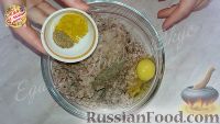 Фото приготовления рецепта: "Лапша" из кабачков с луком, морковью и яйцами - шаг №7