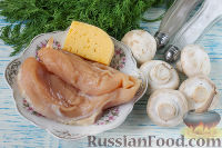 Фото приготовления рецепта: Куриные тарталетки с грибами и сыром - шаг №1