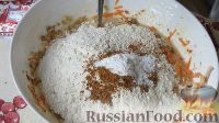 Фото приготовления рецепта: Морковный торт со сметанным кремом - шаг №5