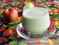 Фото к рецепту: Смузи на кефире, с яблоком и листовым салатом