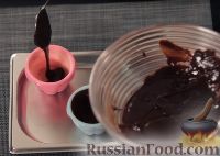 Фото приготовления рецепта: Шоколадный фондан - шаг №6