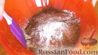 Фото приготовления рецепта: Шоколадный бархатный бисквит - шаг №2