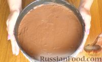 Фото приготовления рецепта: Шоколадный бархатный бисквит - шаг №4