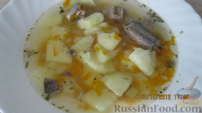 Рыбный суп из консервов: сайры, горбуши и…