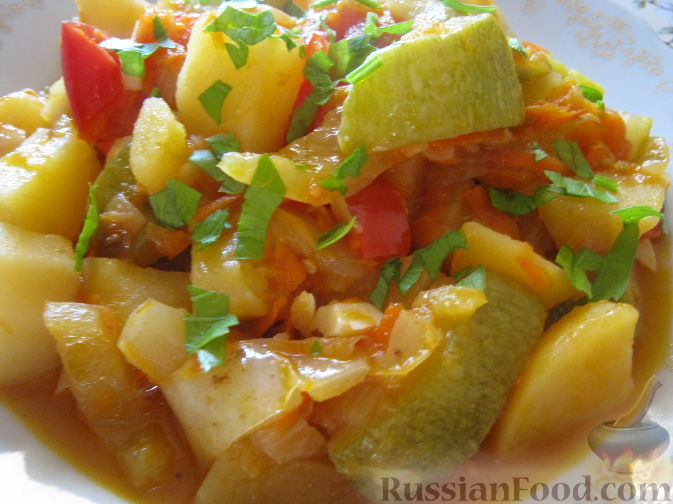 Рагу из кабачков, тыквы и картофеля — рецепт с фото пошагово