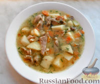 С фрикадельками, классический куриный и с макаронами — легкие весенние супы на любой вкус