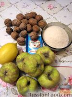 Фото приготовления рецепта: Варенье из айвы с орехами и лимоном - шаг №1