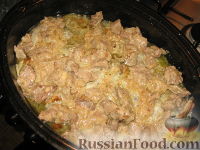 Фото приготовления рецепта: Голубцы с гречкой, грибами и мясным соусом - шаг №6
