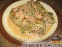 Фото приготовления рецепта: Голубцы с гречкой, грибами и мясным соусом - шаг №8