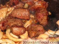 Фото приготовления рецепта: "Бистро" - гречка с печенью и грибами - шаг №5