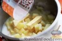 Фото приготовления рецепта: Гуляш из говядины с картофельным пюре - шаг №22