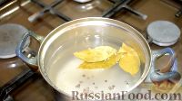 Фото приготовления рецепта: Маринованная капуста с клюквой  (простой бабушкин рецепт) - шаг №7