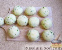 Фото приготовления рецепта: Картофельные крокеты с сыром - шаг №9