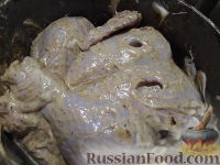 Фото приготовления рецепта: Курица с картофелем (в мультиварке) - шаг №3