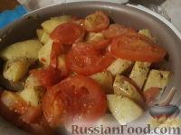 Фото приготовления рецепта: Курица с картофелем (в мультиварке) - шаг №11