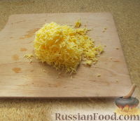 Фото приготовления рецепта: Картофельные крокеты с сыром - шаг №6