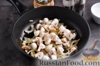 Фото приготовления рецепта: Картофельные тефтели с грибами - шаг №7