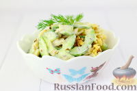 Фото к рецепту: Салат с сыром и огурцами