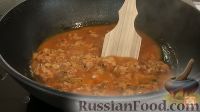 Фото приготовления рецепта: Спагетти с фрикадельками - шаг №7