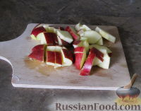 Фото приготовления рецепта: Зимний смузи из яблока, банана и киви - шаг №3