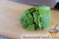 Фото приготовления рецепта: Салат "Кость" с креветками и авокадо - шаг №4