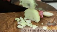 Фото приготовления рецепта: Мясные корзиночки с грибами, под горячим сыром - шаг №3