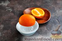 Фото приготовления рецепта: Курица с апельсином и луком - шаг №3