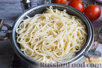 Фото приготовления рецепта: Цветные гнезда из спагетти (в духовке) - шаг №36