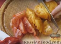 Фото приготовления рецепта: Овощной салат "Глехурад" с орехами - шаг №3