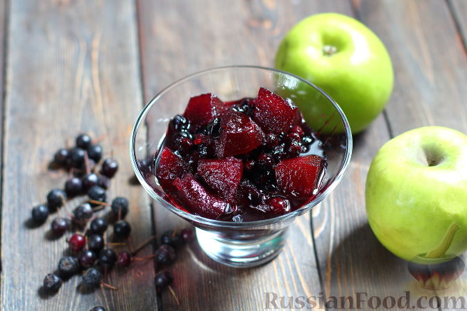 Варенье из черноплодной рябины с вишневым листом: рецепты на зиму