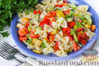 Фото к рецепту: Салат из овощей, с макаронами