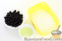 Фото приготовления рецепта: Черноплодная рябина в сахарной пудре - шаг №1