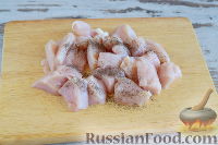 Фото приготовления рецепта: Куриное филе с цветной капустой - шаг №8