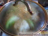 Фото приготовления рецепта: Цветная капуста, жаренная в тесте ( кляре ) - шаг №2