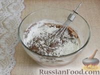 Фото приготовления рецепта: Рис с капустой и грибами (на сковороде) - шаг №6