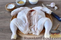 Фото приготовления рецепта: Курица, фаршированная гречкой и грибами - шаг №9