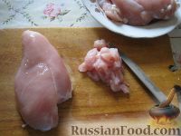 Фото приготовления рецепта: Оладьи из куриной грудки - шаг №2