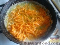 Фото приготовления рецепта: Суп с фрикадельками и цветной капустой - шаг №7