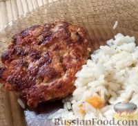 Фото к рецепту: Котлеты из куриной грудки и болгарского перца