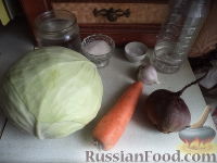 Фото приготовления рецепта: Квашеная капуста со свеклой и морковью - шаг №1