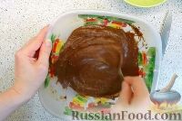 Фото приготовления рецепта: Шоколадные кексы с печеньем "Орео" и белым шоколадом - шаг №8