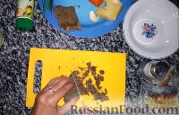 Фото приготовления рецепта: Слоеный салат "Мой генерал" с говядиной и свёклой - шаг №2