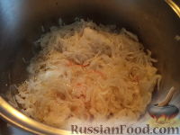Фото приготовления рецепта: Щи из квашеной капусты (славянская кухня) - шаг №3