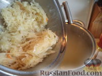 Фото приготовления рецепта: Щи из квашеной капусты (славянская кухня) - шаг №8