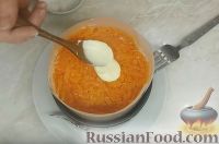 Фото приготовления рецепта: Нежная "Селёдка под шубой" с яйцом и сыром - шаг №3