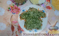 Фото приготовления рецепта: Праздничный салат "Собачка" - шаг №12