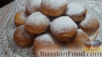 Фото к рецепту: Пончики с начинкой (берлинеры)