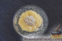 Фото приготовления рецепта: Картофельные зразы с куриным фаршем - шаг №10