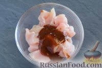 Фото приготовления рецепта: Куриный шашлык с помидорами черри, в медово-соевом маринаде - шаг №4