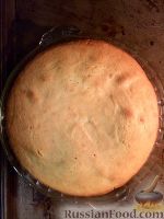Фото приготовления рецепта: Нежнейший яблочно-карамельный пирог - шаг №12